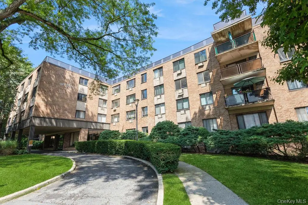 1101 Midland Avenue #403, Bronxville, NY 10708 - Image #1