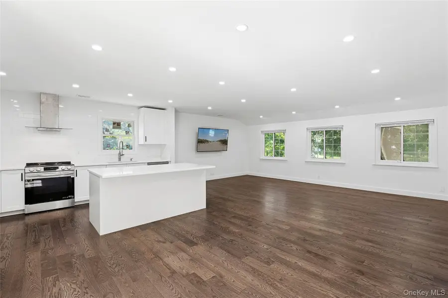 133 Trout Brook Lane, Aquebogue, NY 11931 - Image #3