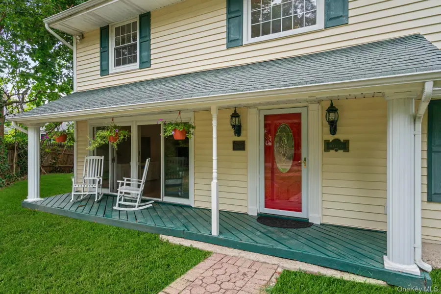 74 Tuscarora Drive, Centerport, NY 11721 - Image #2