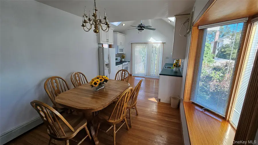 956 Hillside Boulevard, New Hyde Park, NY 11040 - Image #2