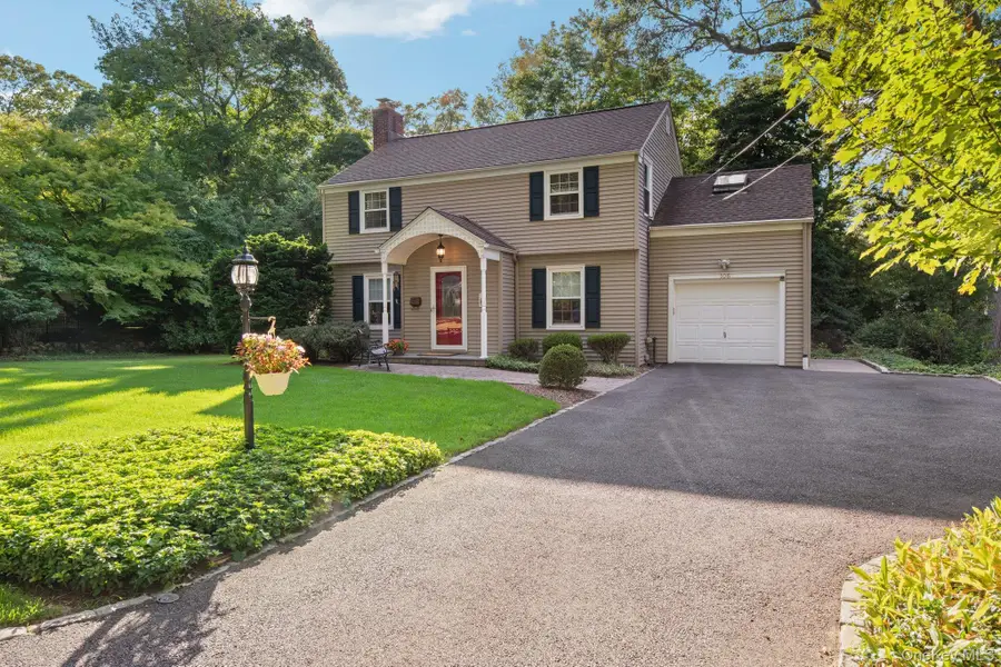 106 Lowell Place, Port Jefferson, NY 11777 - Image #2