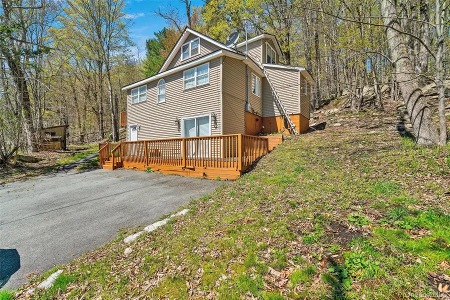 38 Roosevelt Avenue, Woodridge, NY 12789 - Image #2