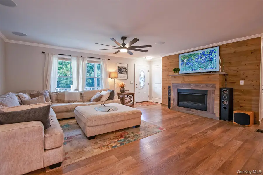 292 Battenfeld Road, Red Hook, NY 12571 - Image #2