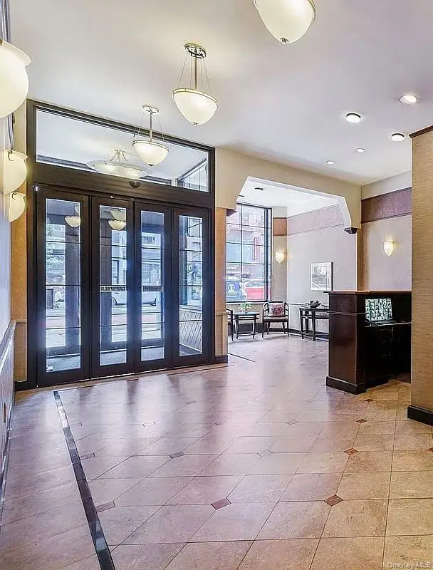 170 W 23rd Street #6F, Manhattan, NY 10011 - Image #2