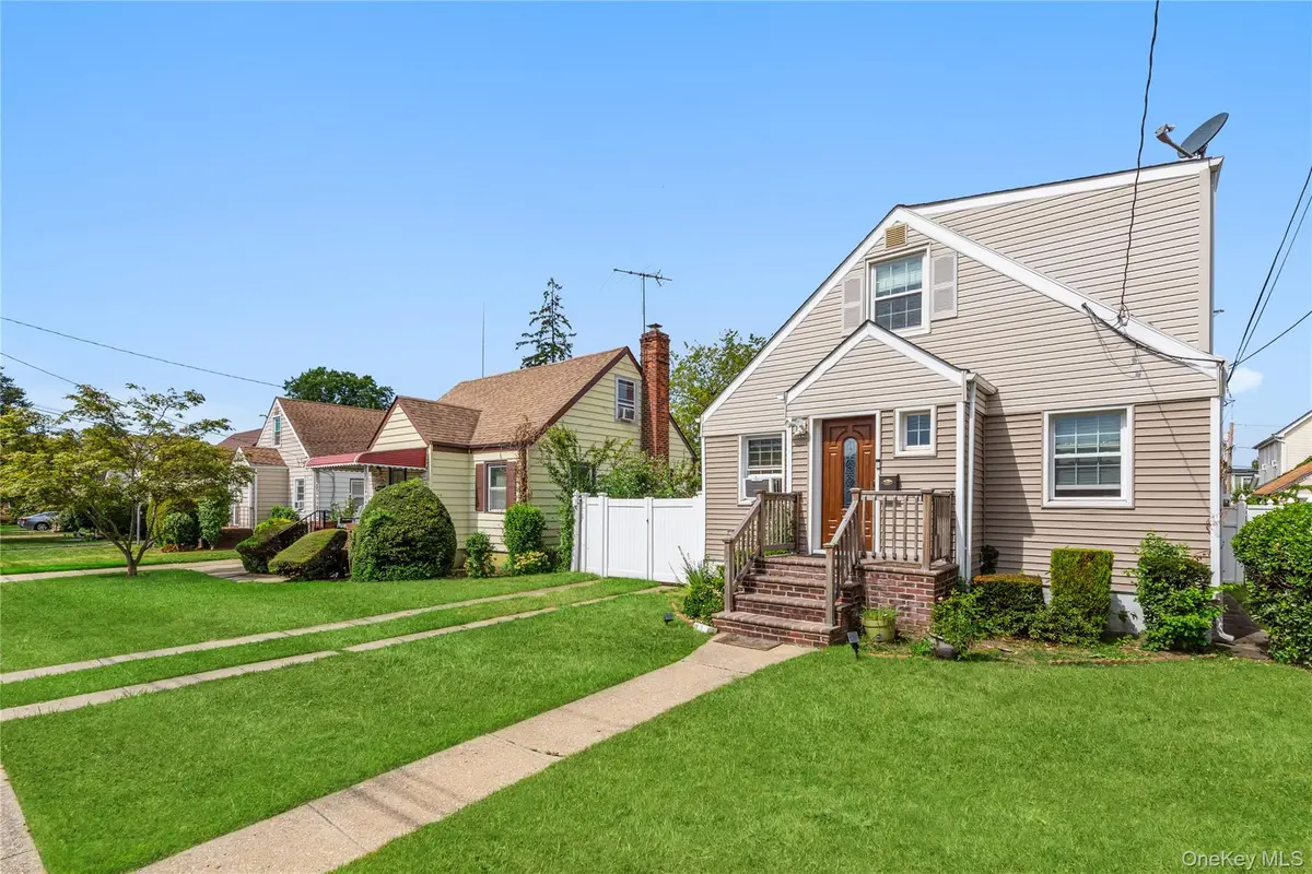 11 Dewitt Street, Valley Stream, NY 11580 - Image #1