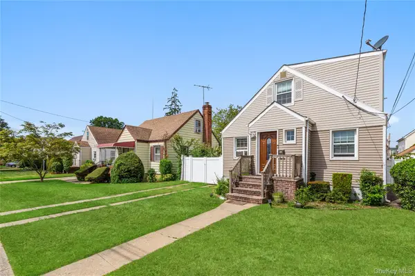 11 Dewitt Street, Valley Stream, NY 11580