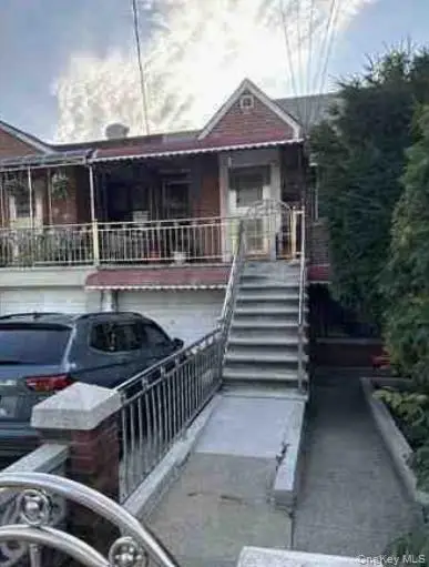 2716 Young Avenue, Bronx, NY 10469