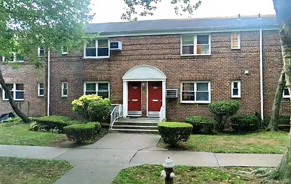 230-06 Kingsbury Avenue #B, Oakland Gardens, NY 11364