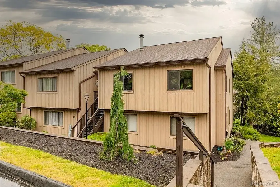 4008 Deer Path, Poughkeepsie, NY 12603 - Image #2