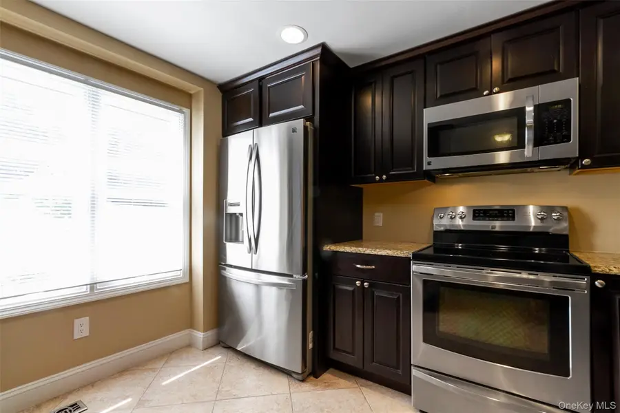 1001 Williamsburg Drive, Mahopac, NY 10541 - Image #3