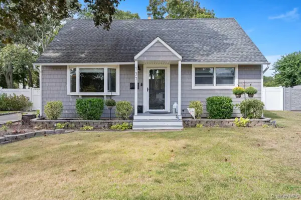 137 Dawn Drive, Centereach, NY 11720