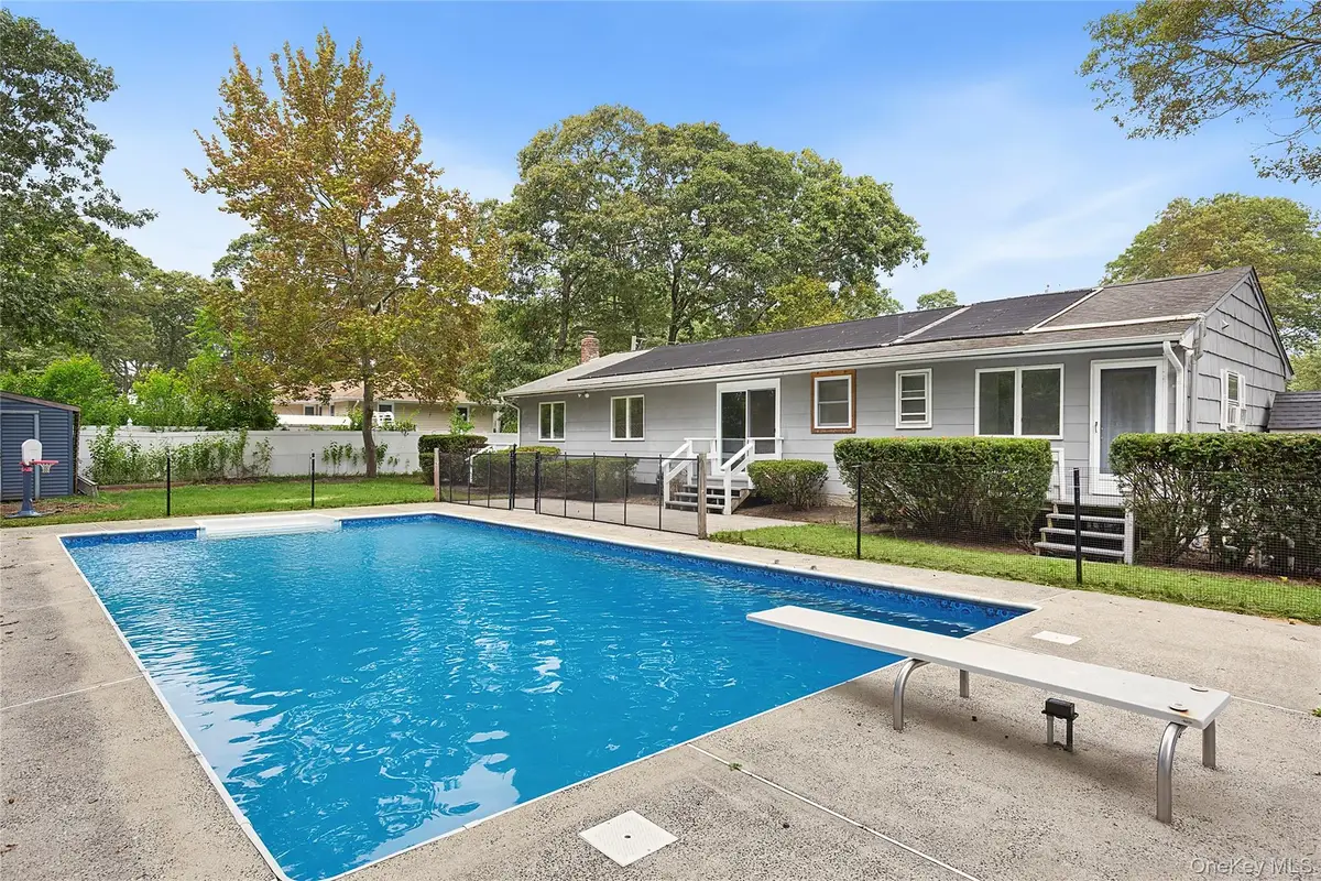 29 Linda Avenue, Aquebogue, NY 11931 - Image #1