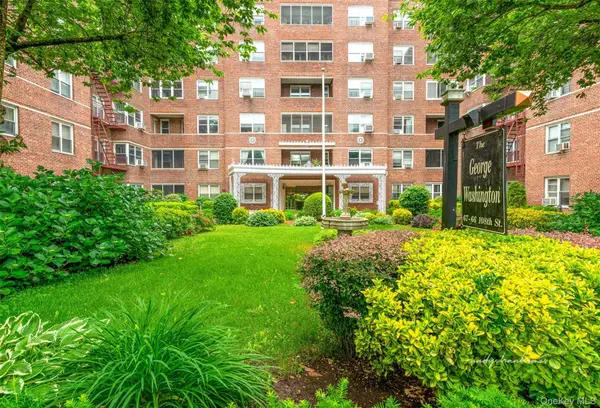 67-66 108th Street #D43, Forest Hills, NY 11375