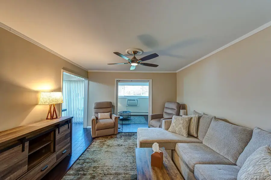 365 Route 111 #A4, Smithtown, NY 11787 - Image #3