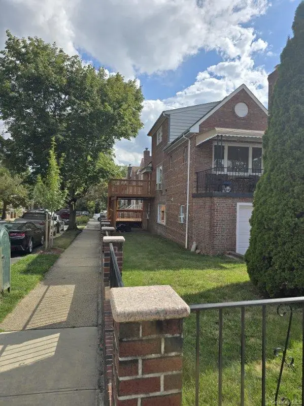 1178 Astor Avenue, Bronx, NY 10469 - Image #3