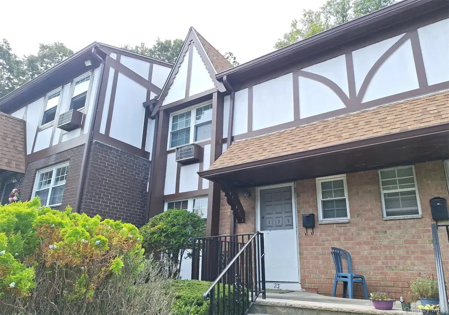 235 Parkside Drive, Suffern, NY 10901 - Image #2