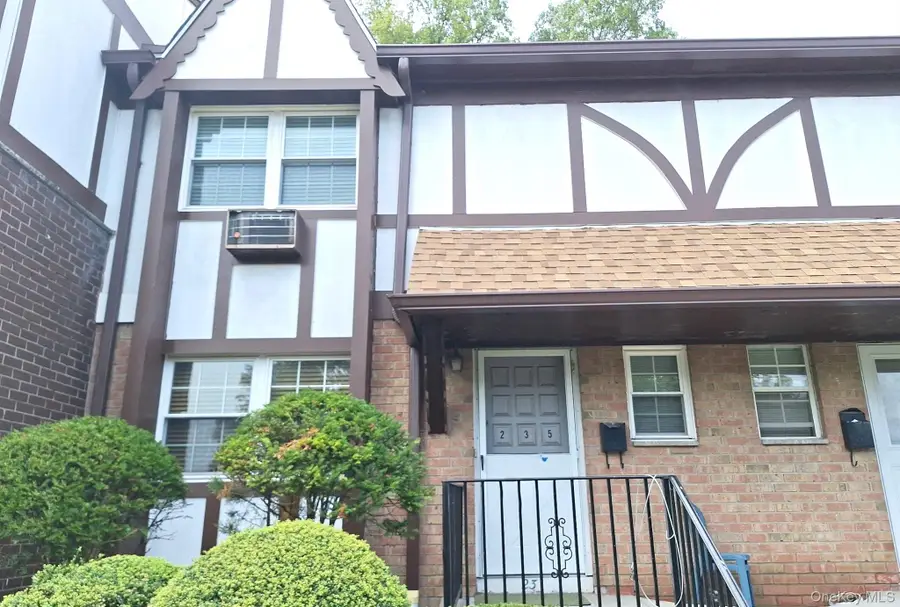 235 Parkside Drive, Suffern, NY 10901 - Image #3