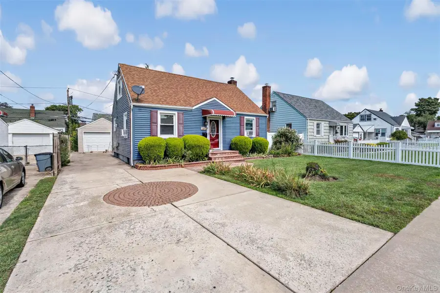 737 Lowell Road, Uniondale, NY 11553 - Image #2