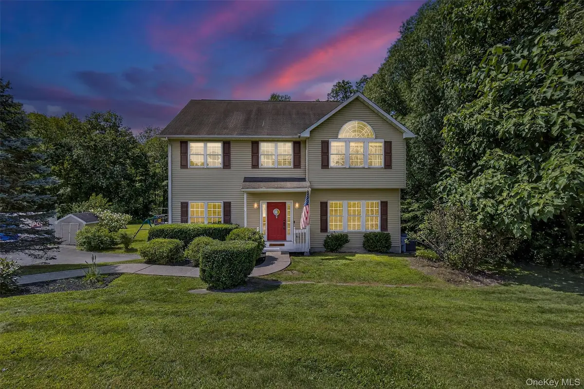 22 Dwaarkill Farms Court, Pine Bush, NY 12566 - Image #1