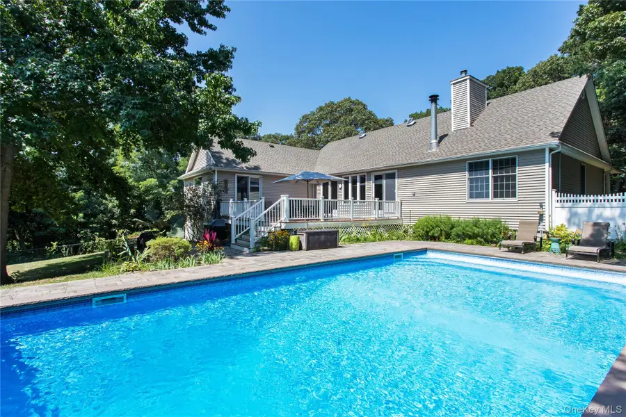 41 Park Drive, Riverhead, NY 11901 - Image #3