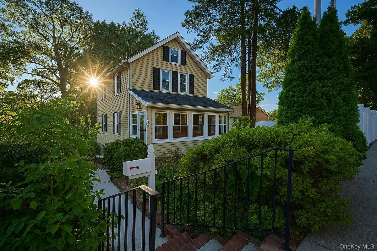 5 Charles Place, Huntington Station, NY 11746 - Image #1