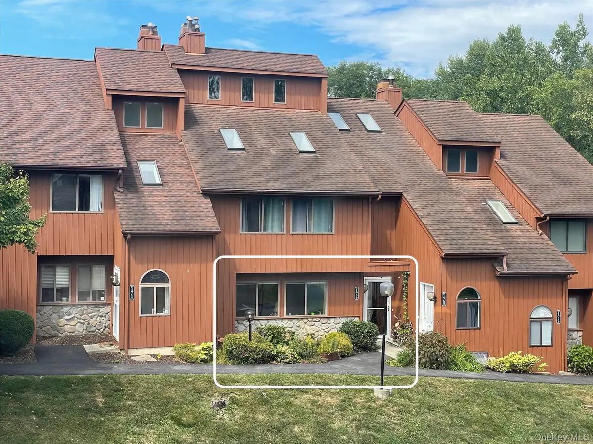 172 Swan Lane, Poughkeepsie, NY 12603 - Image #1