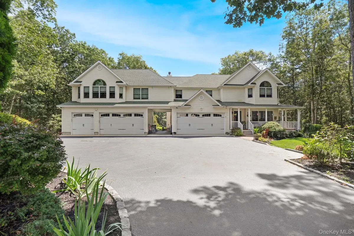396 Eastport Manor Road, Manorville, NY 11949 - Image #1