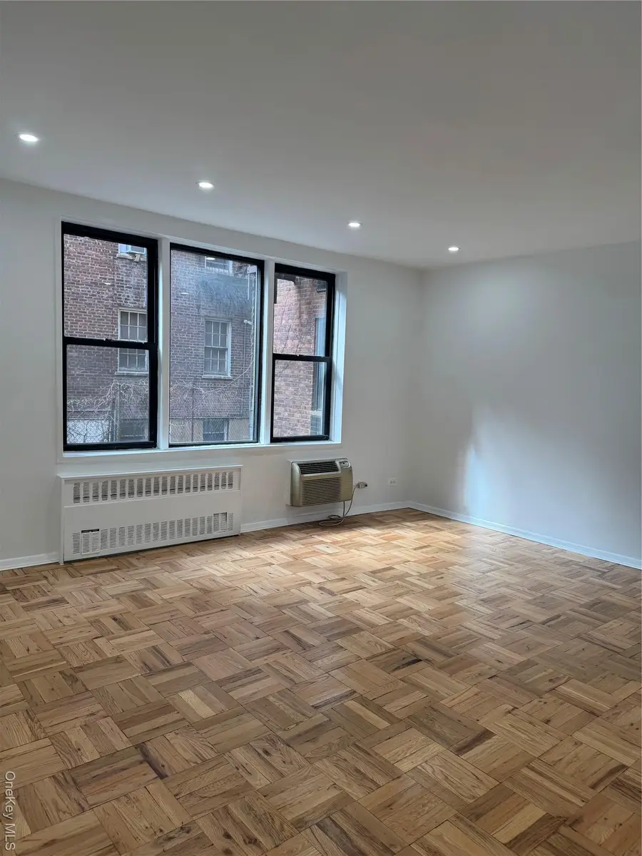 65-50 Wetherole St #1T. Second Floor, Rego Park, NY 11374 - Image #2