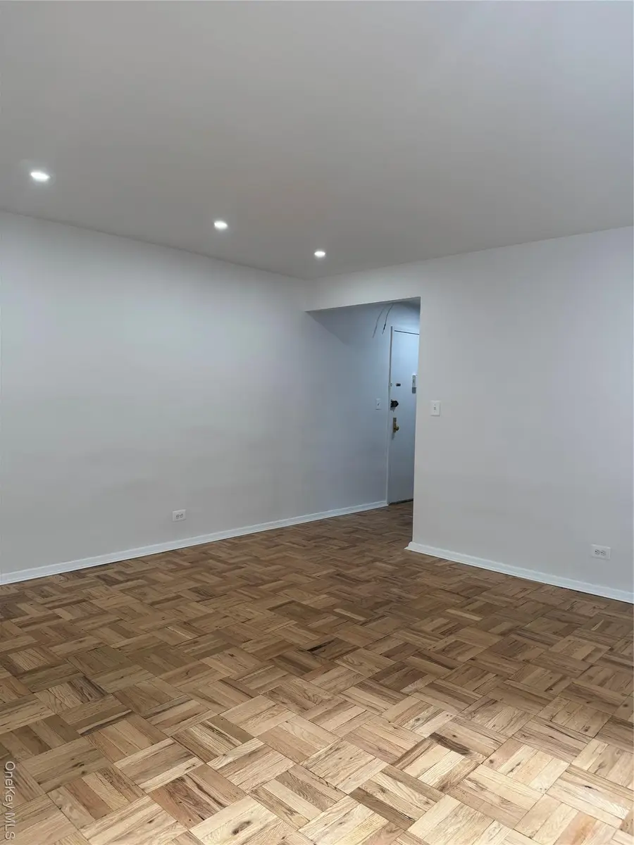 65-50 Wetherole St #1T. Second Floor, Rego Park, NY 11374 - Image #3