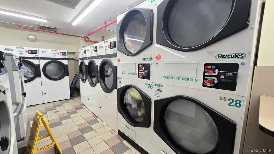 175-20 Wexford Terrace #3S, Jamaica, NY 11432 - Image #2