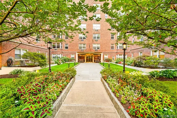 120 E Hartsdale Avenue #3M, Hartsdale, NY 10530