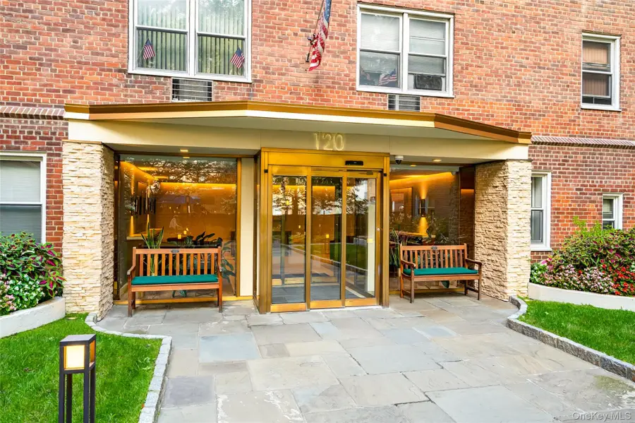 120 E Hartsdale Avenue #3M, Hartsdale, NY 10530 - Image #3