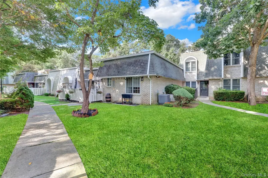 409 Birchwood Road, Medford, NY 11763 - Image #2