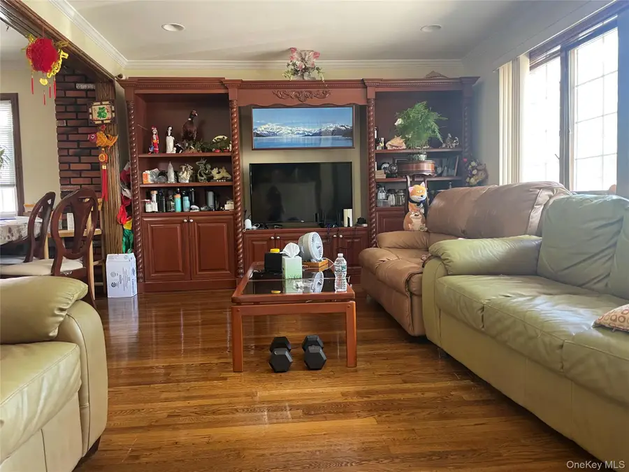 10714 80th Street, Ozone Park, NY 11417 - Image #3