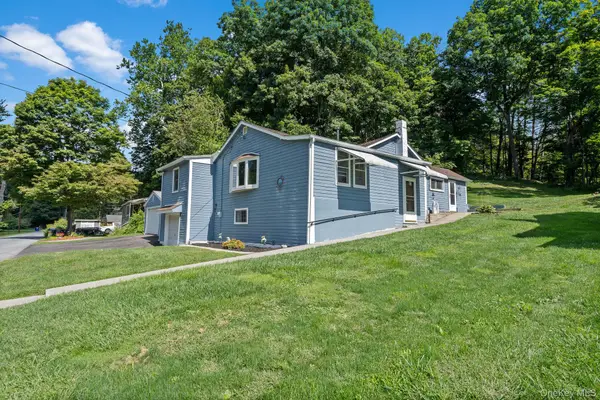 40 Glen Avenue, Dover Plains, NY 12522