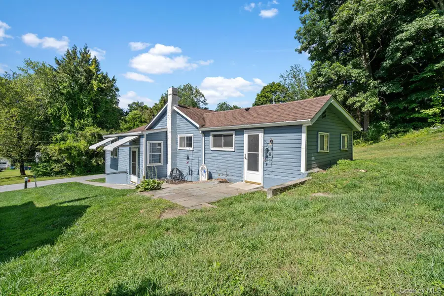 40 Glen Avenue, Dover Plains, NY 12522 - Image #2