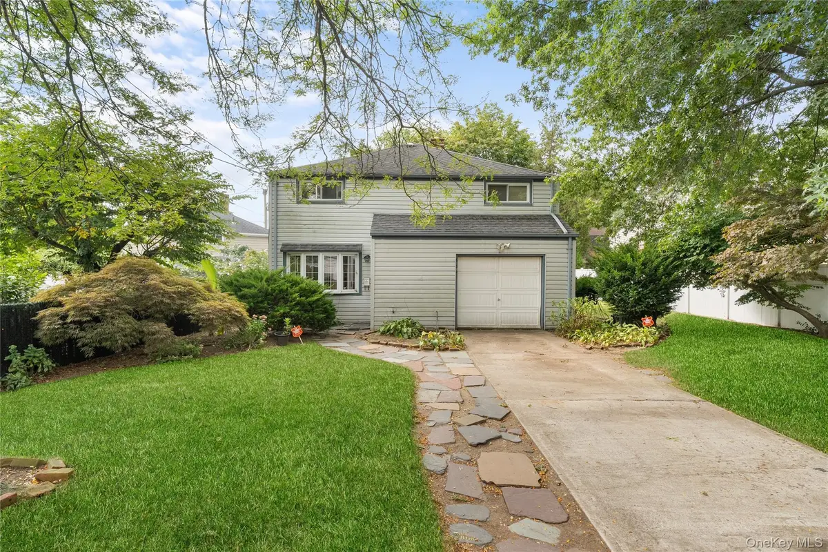 604 Dartmouth Street, Westbury, NY 11590 - Image #1