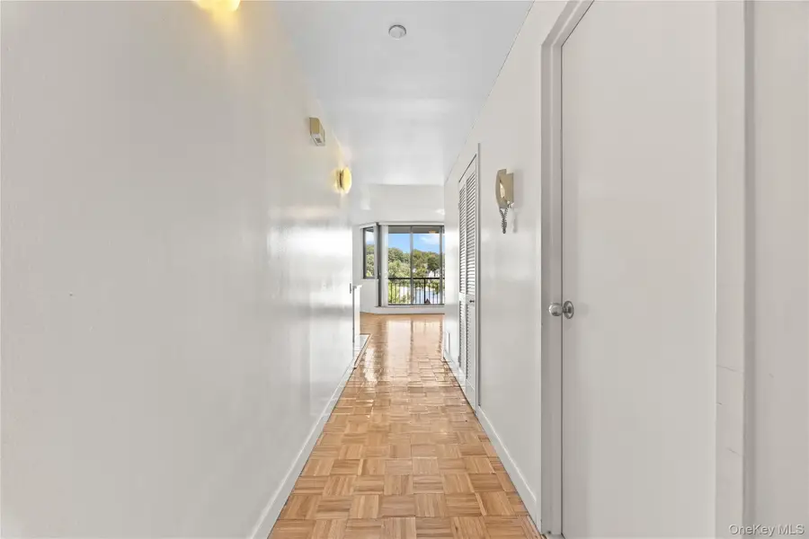 50 E Hartsdale Avenue #3G, Hartsdale, NY 10530 - Image #3