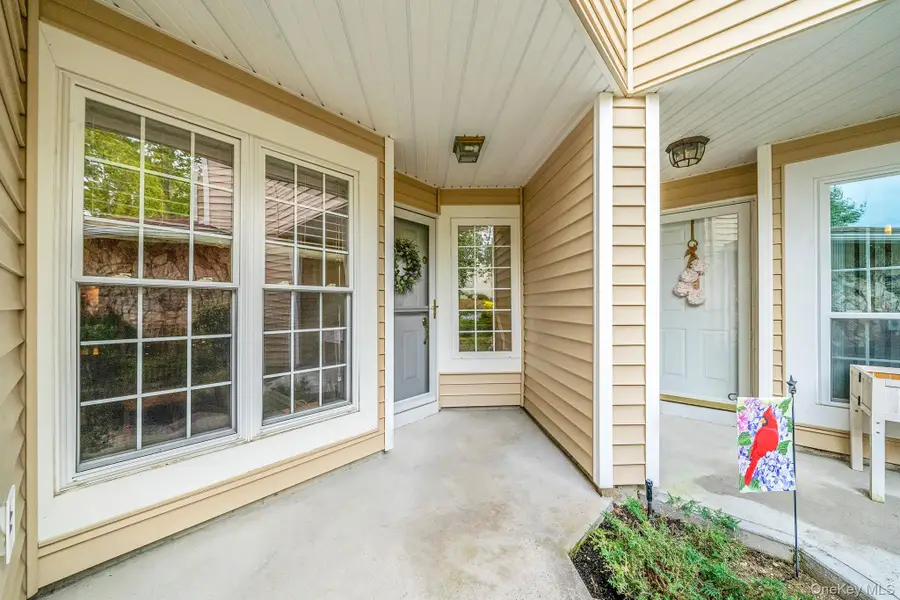 185 Colony Drive N, Holbrook, NY 11741 - Image #3