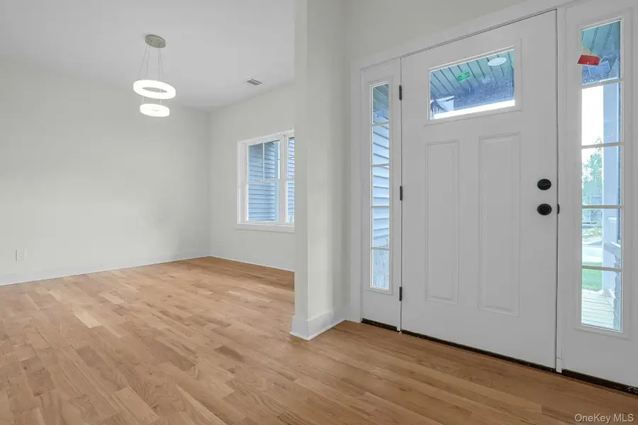 86 Frank Street, New Windsor, NY 12553 - Image #3