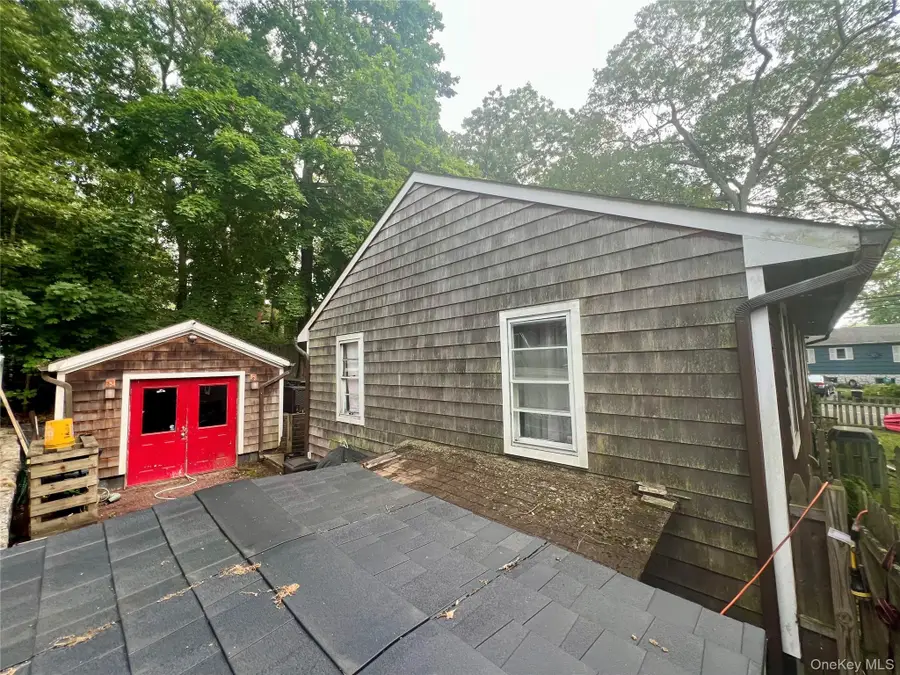 230 Lakeside Trail, Ridge, NY 11961 - Image #3