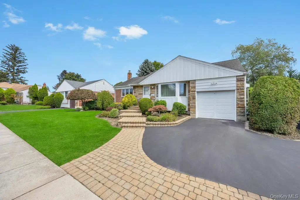 44 Kathleen Drive E, Syosset, NY 11791 - Image #1