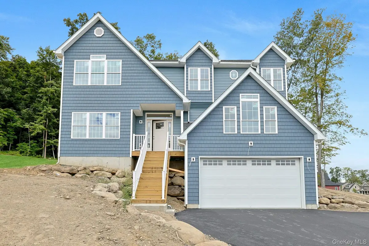 16 Mcdonald Court, New Windsor, NY 12553 - Image #1