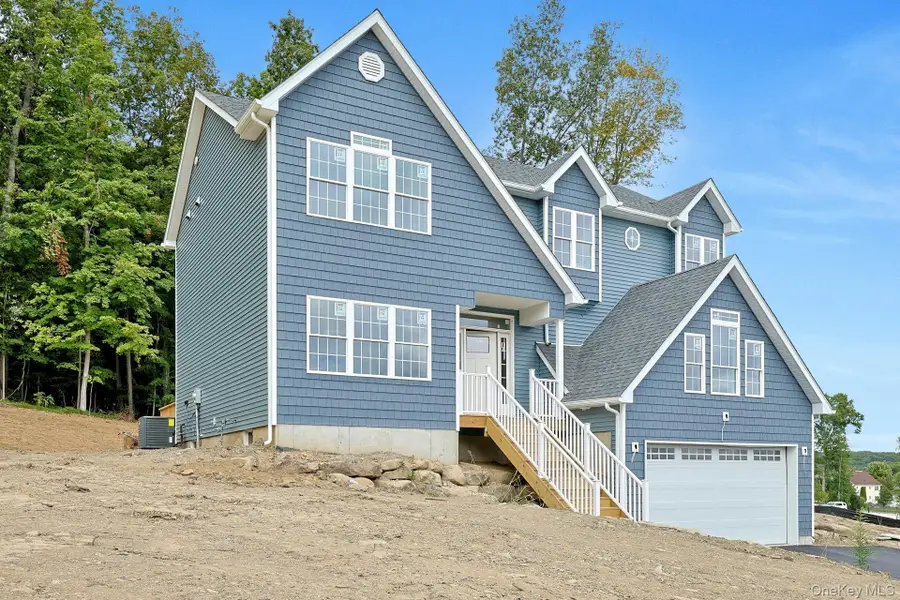 16 Mcdonald Court, New Windsor, NY 12553 - Image #2