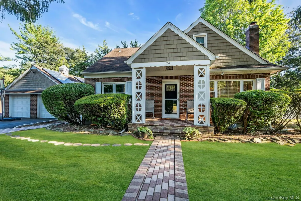 24 Ormond Street, Dix Hills, NY 11746 - Image #1