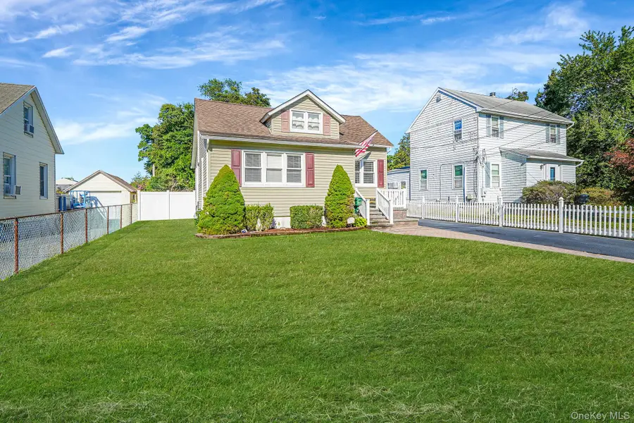206 Wilson Boulevard, Islip, NY 11751 - Image #3