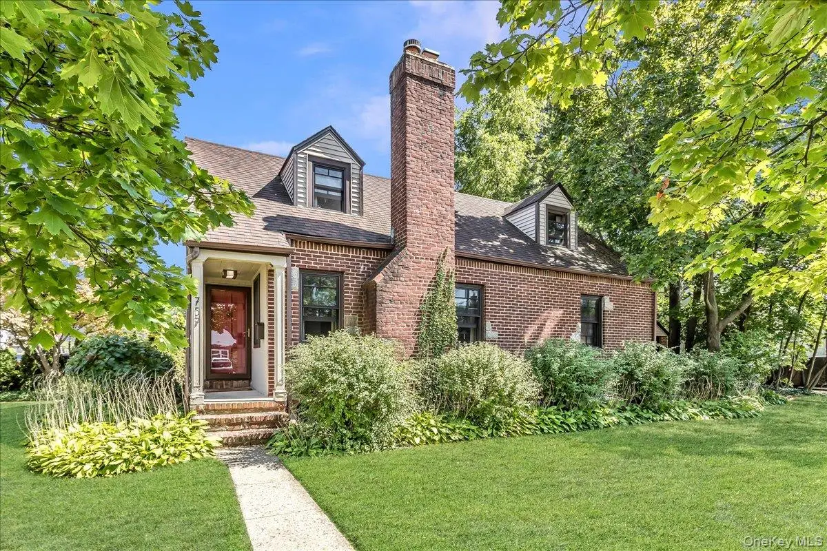 757 Harrison Street, West Hempstead, NY 11552 - Image #1