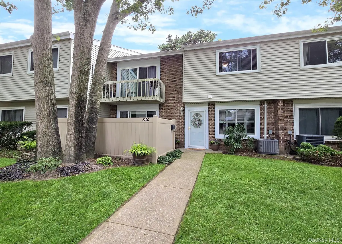 229 Springmeadow Drive #C, Holbrook, NY 11741 - Image #1