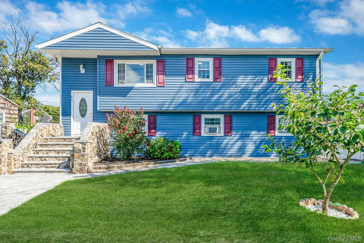 93 Maida Avenue, Deer Park, NY 11729 - Image #1