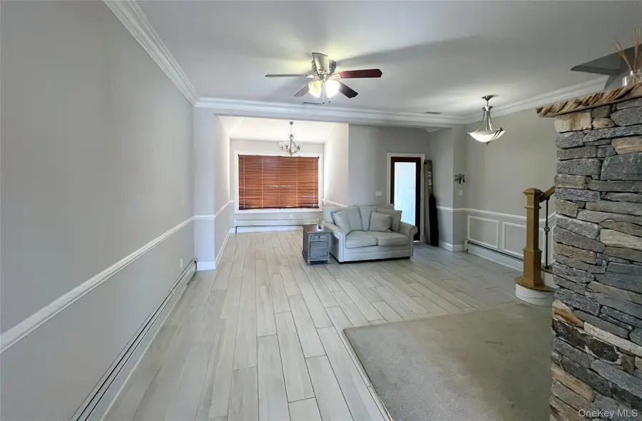 6731 52nd Road, Maspeth, NY 11378 - Image #3